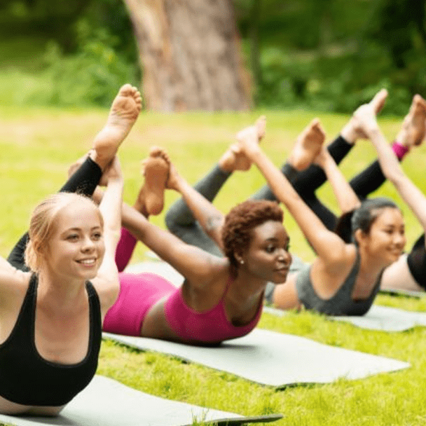 cours de yoga chez Academy Numerique