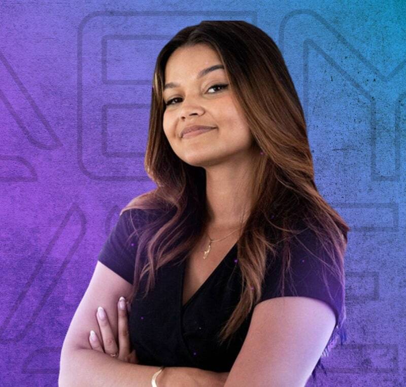 profil streameuse peaxy